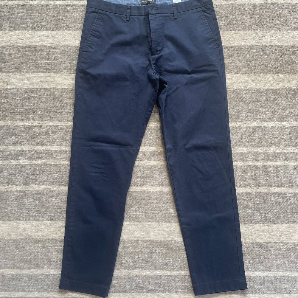 Banana Republic Men's Mason Chino 36x34